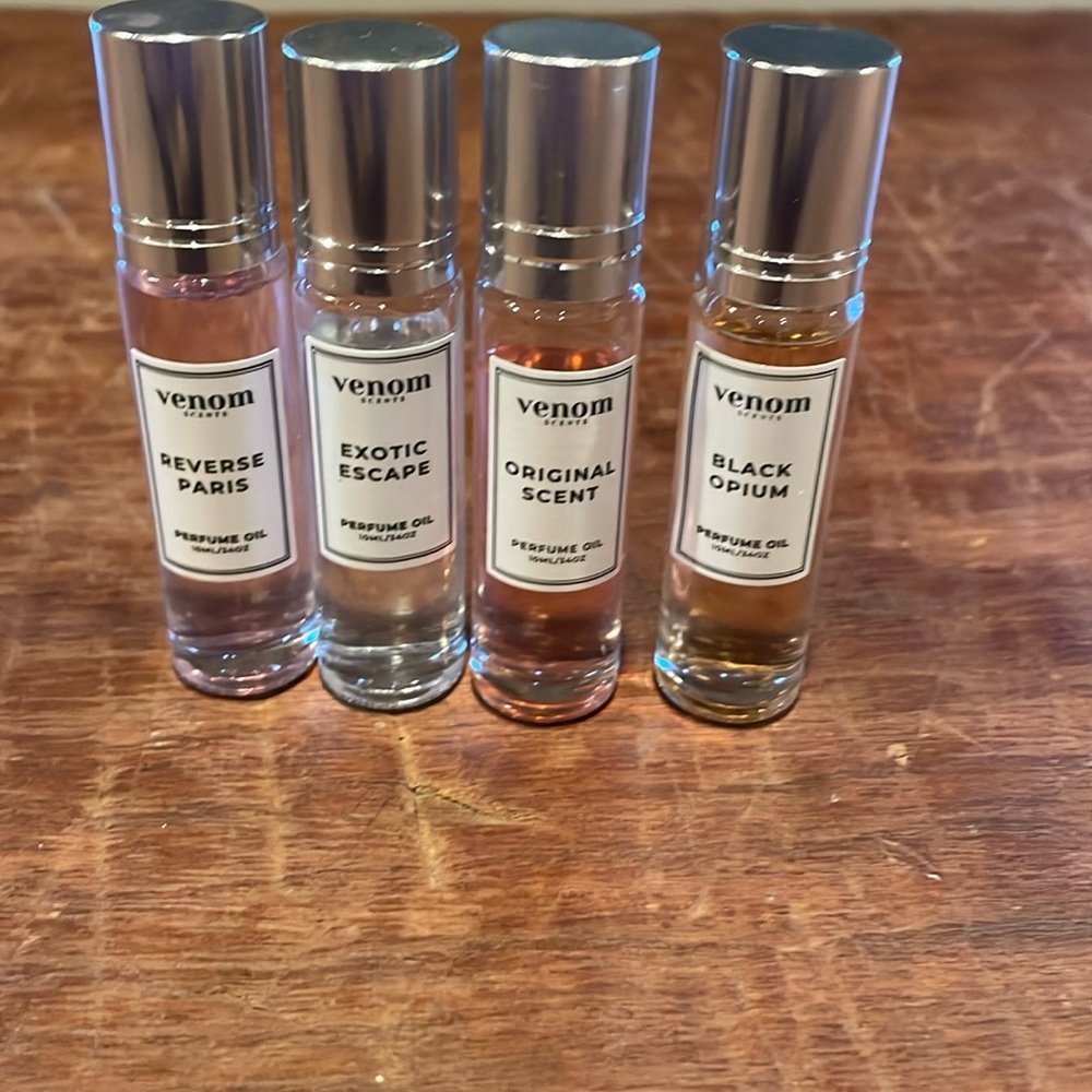 Venom pheromone perfume